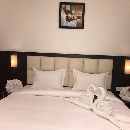 Hotel Anandi Inn Ballia エクステリア 写真